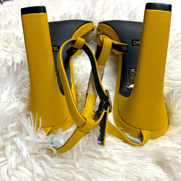 Mustard Heels - Picture 2 of 3